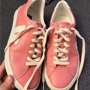 Veja Women's splar pink  Sneakers size 7